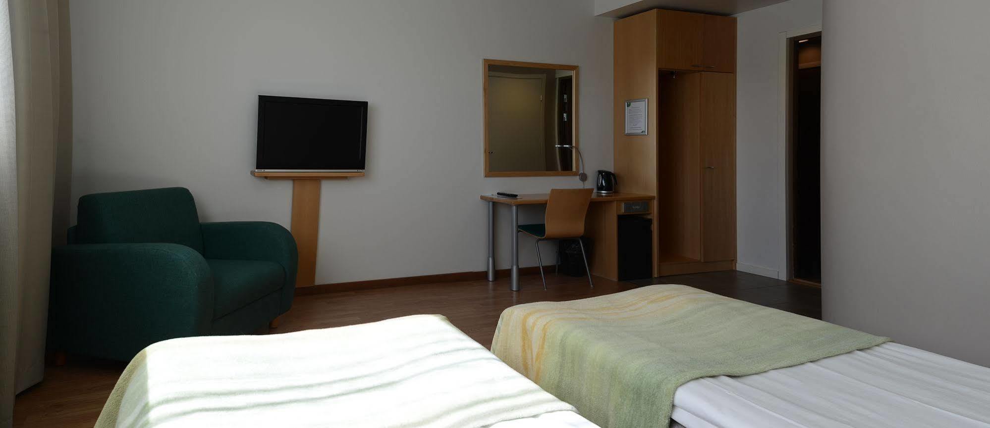 Greenstar Hotel Γιόενσου Εξωτερικό φωτογραφία